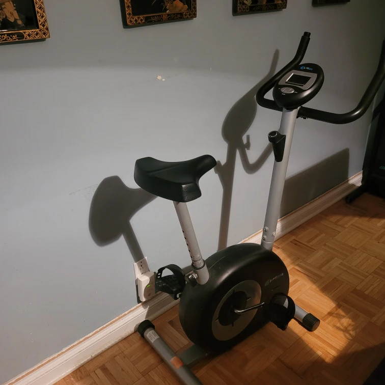 PT Fitness Personal Trainer Exercise Bike - photo 2