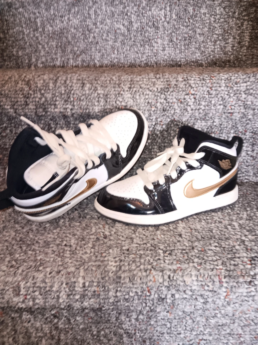 Nike Air Jordan 1 Mid Sneakers - Black/White/Gold - photo 4