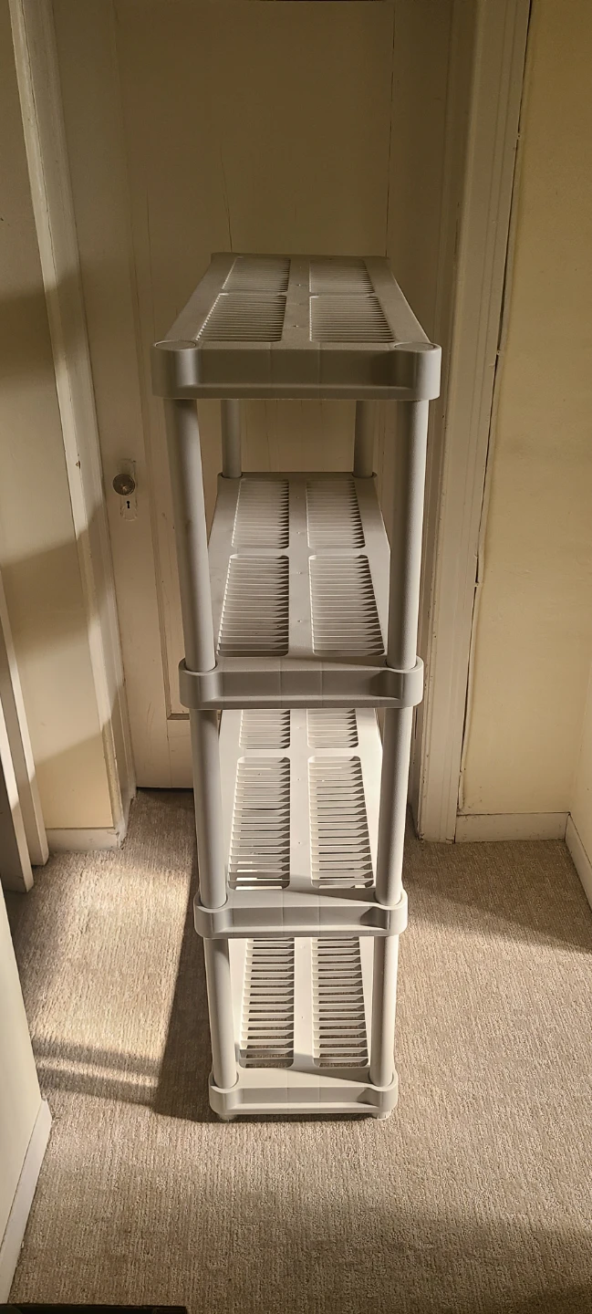 Plastic Shelving Unit / 4 Tier Shelf - Like New! - photo 3