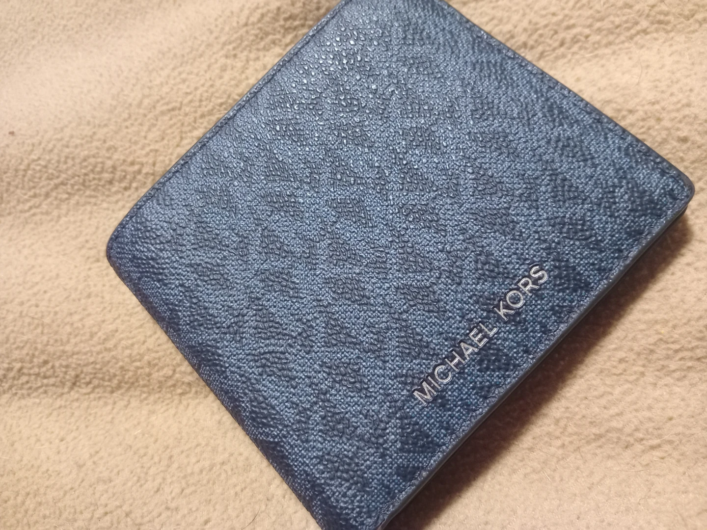 Michael Kors Bi-Fold Wallet