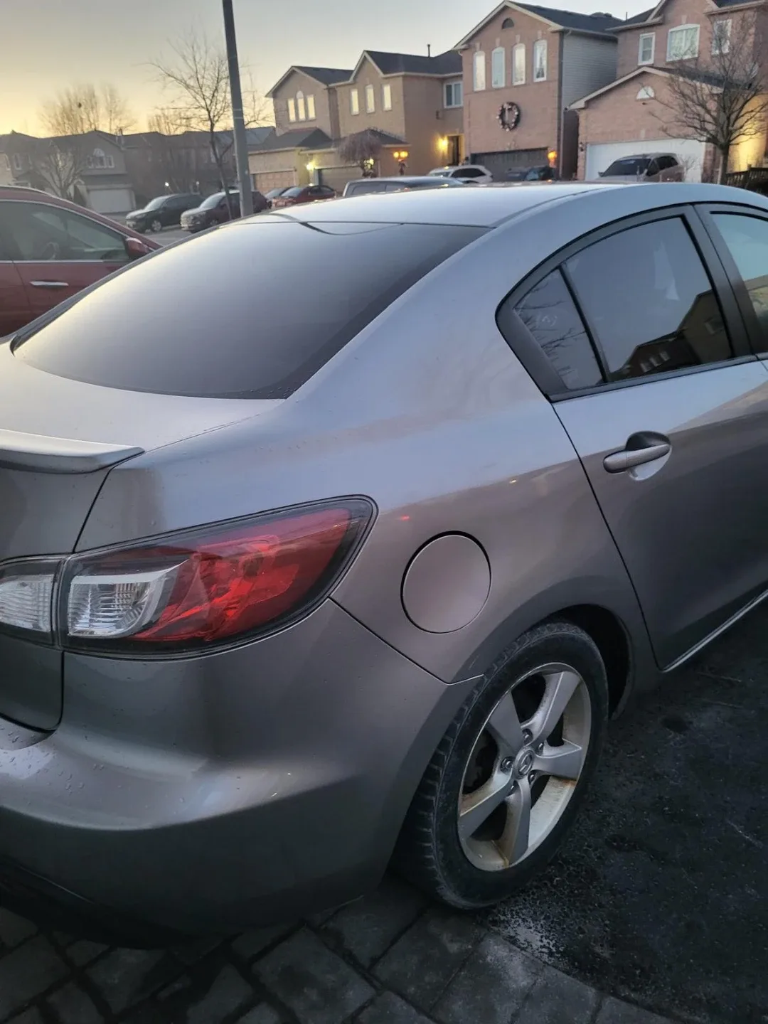 2010 Mazda 3 GX Sedan - photo 5