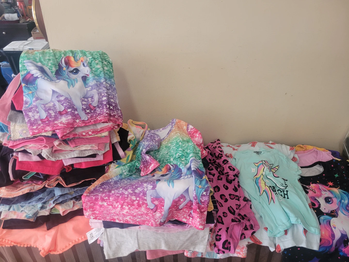 Lot 114 Kids Unicorn & Rainbow Print Clothing Lot