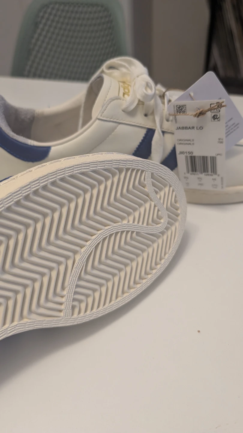 NEW - Adidas Jabbar Lo - Size 10 - photo 3