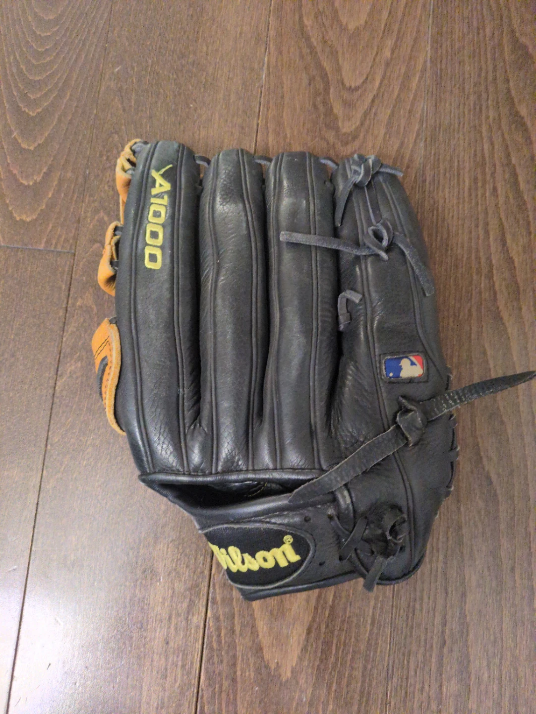 Wilson A1000 Baseball Glove - photo 2