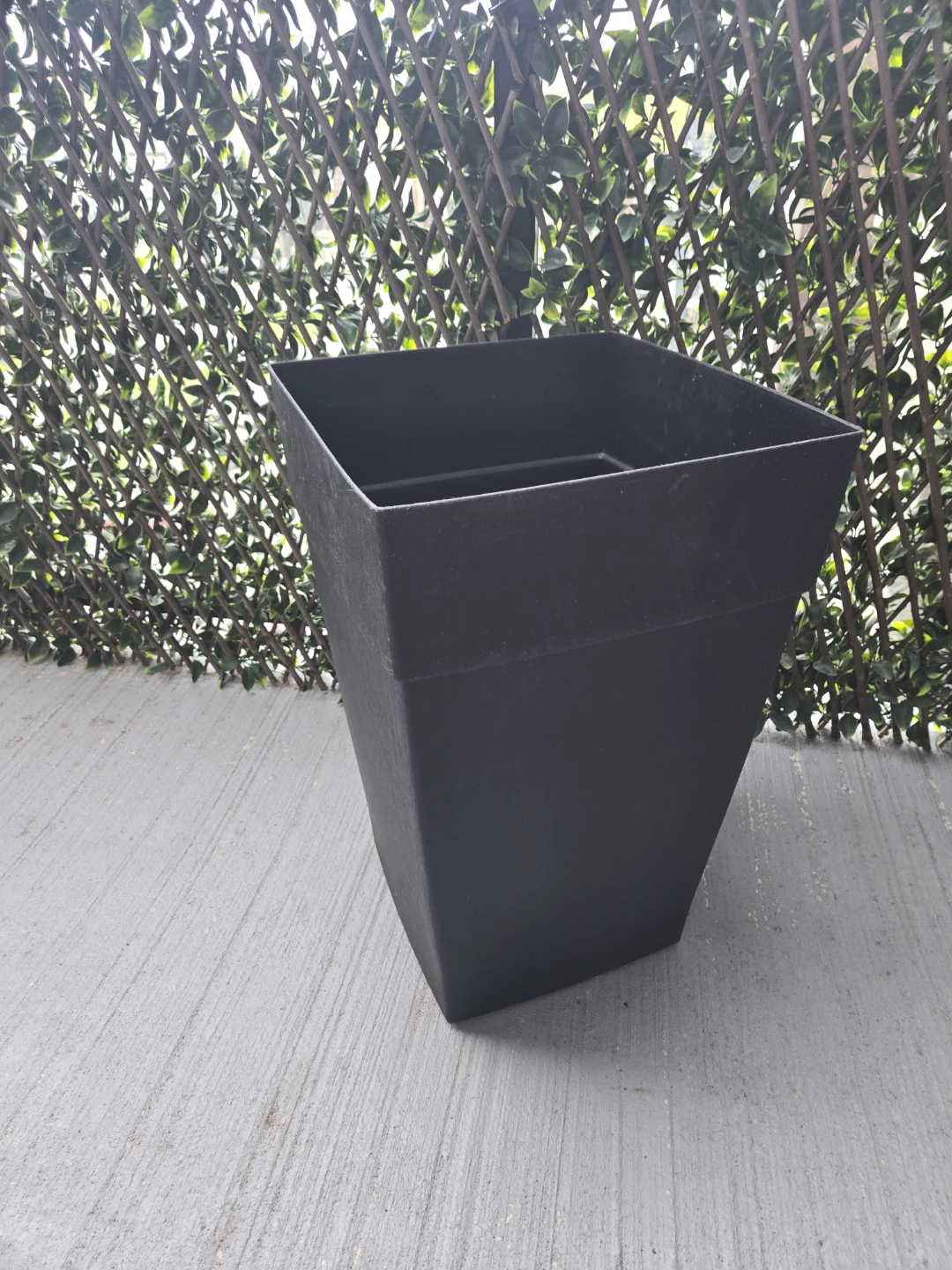 Black Square Planter Pot - photo 2