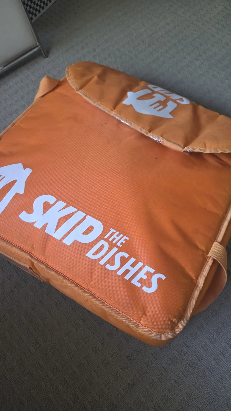 SkipTheDishes Insulated Delivery Bag