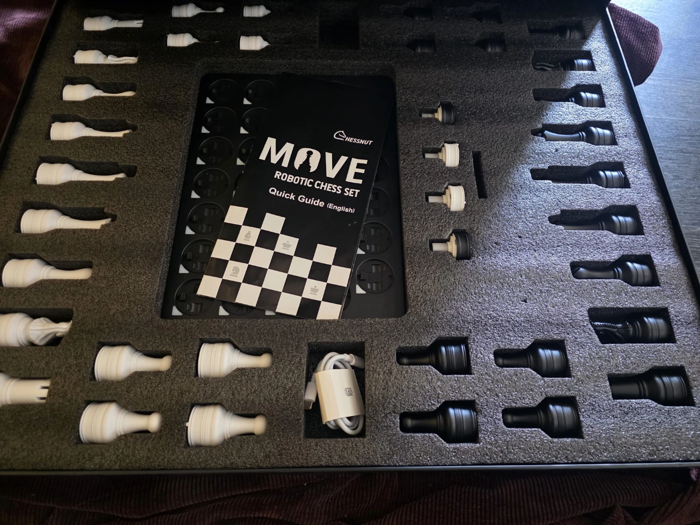 NEW Chessnut MOVE Robotic Chess Set
