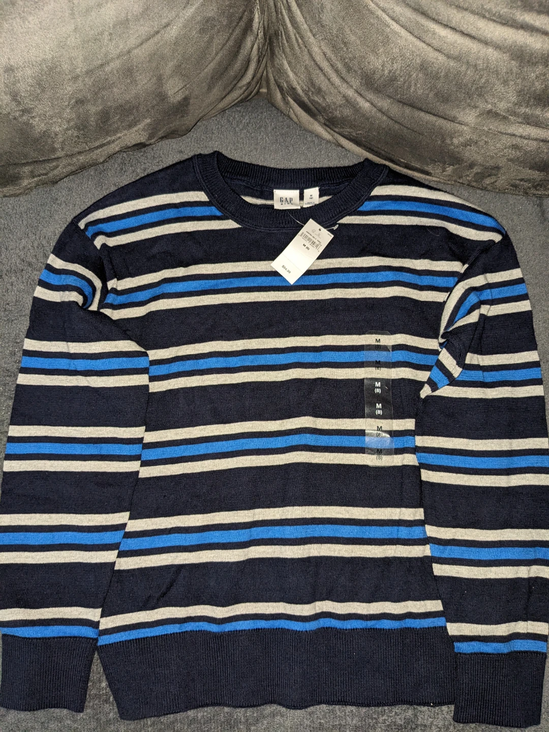 GAP Kids Sweater Size 8 (M) - New With Tags