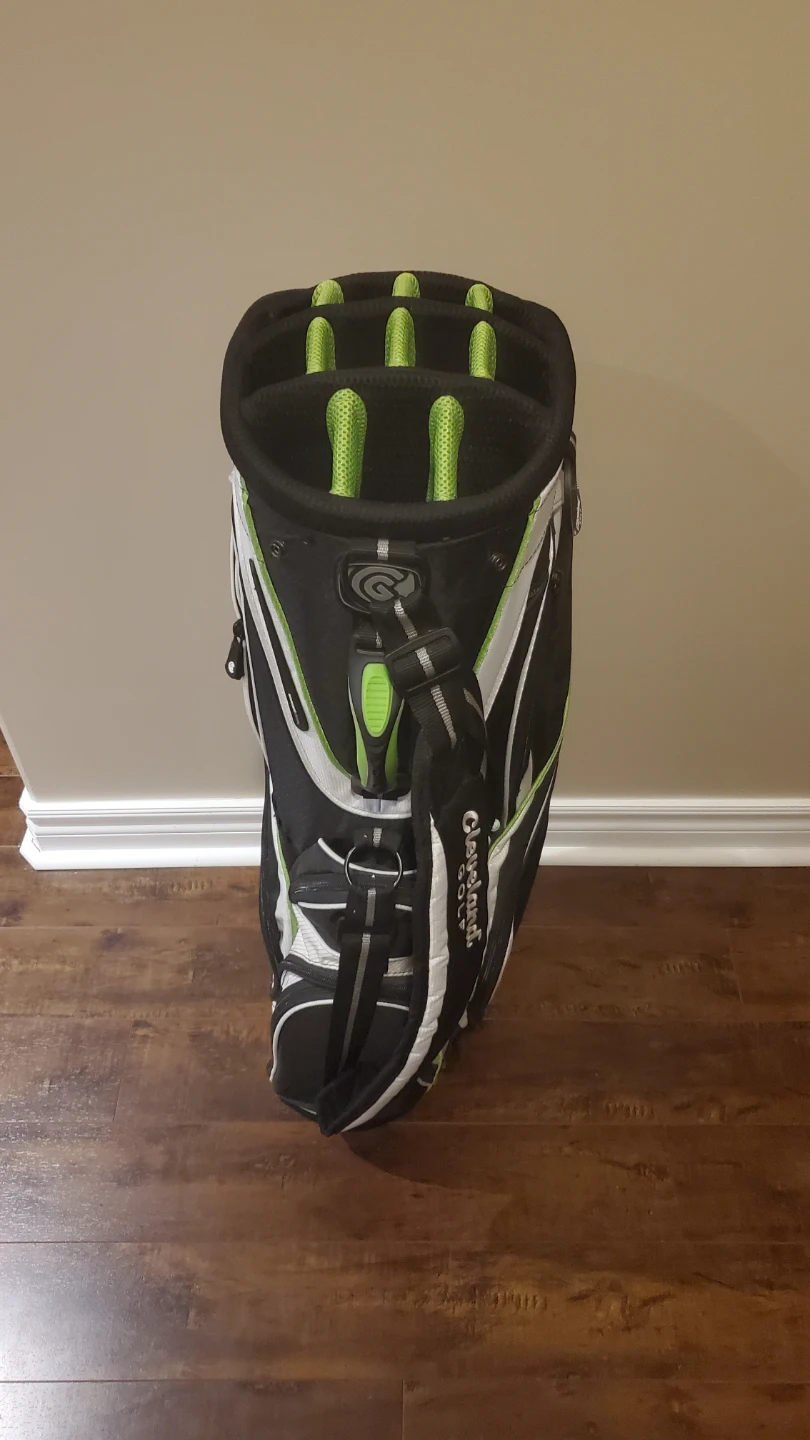 Cleveland Golf Bag - photo 2