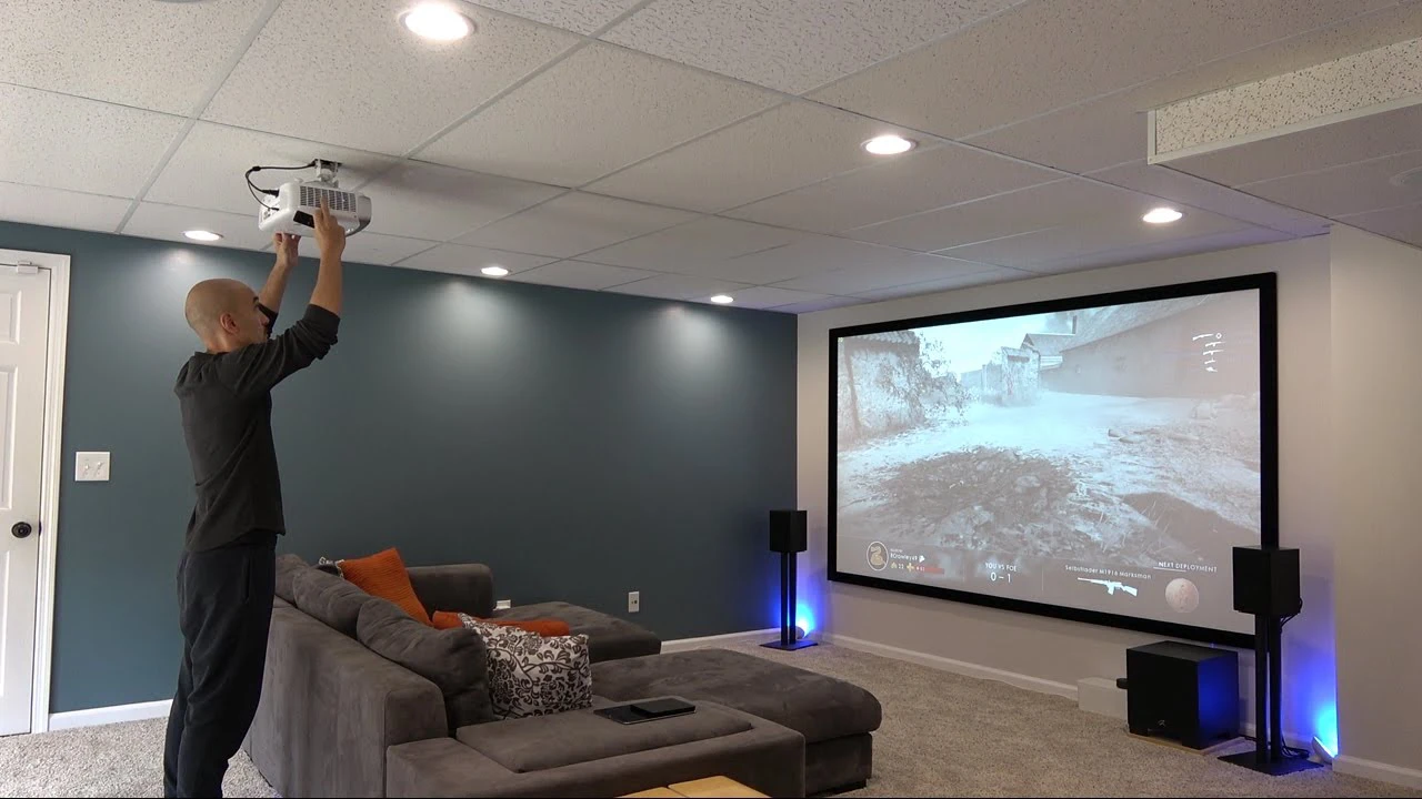 New 72 " 8K projection TV and speakers and iptv