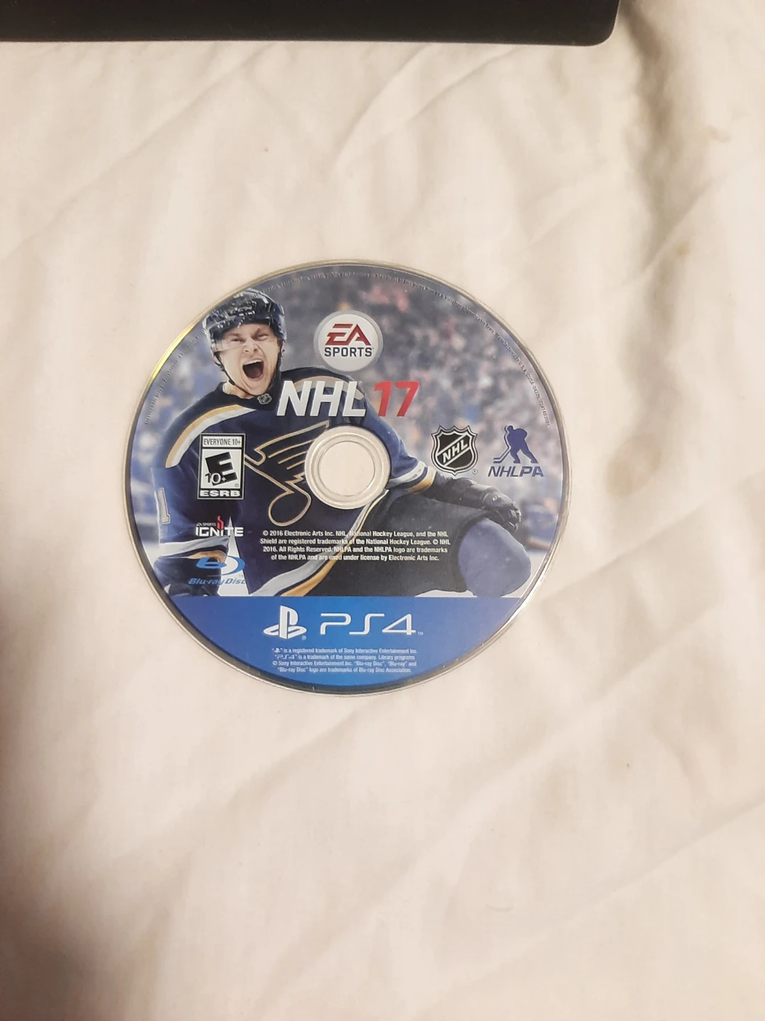 Sony PlayStation 4 Slim Console with controller & NHL 17 Game - photo 3