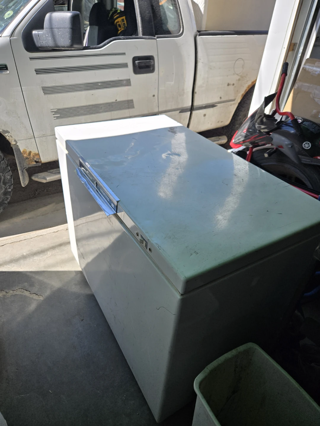 FREE DELIVERY!! Perfectly working good size freezer $150 - photo 3