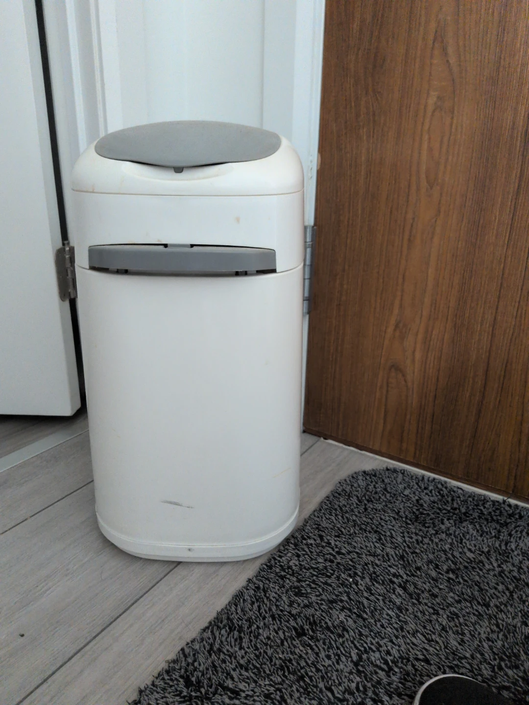Litter Locker - cat litter disposal unit