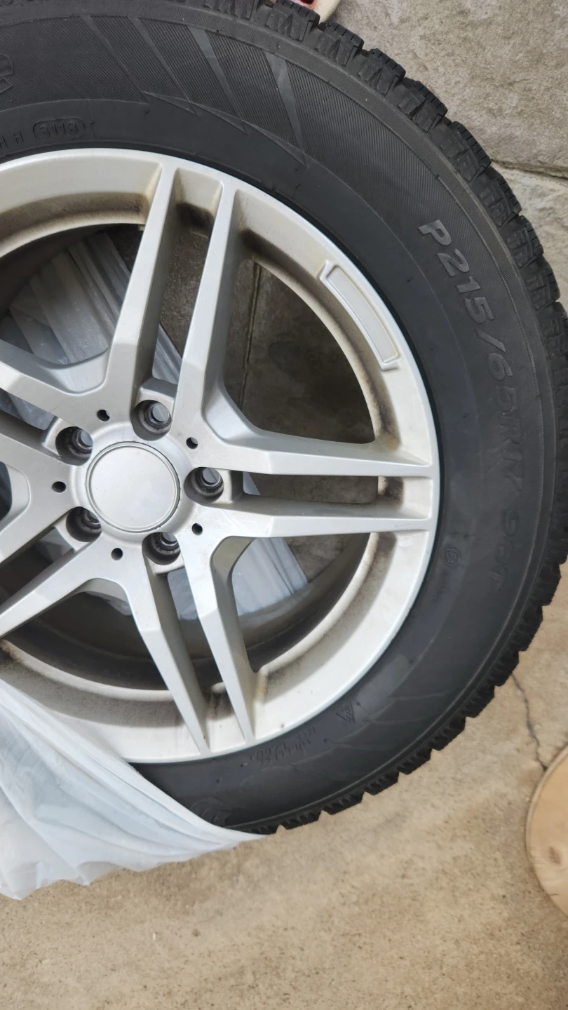 Winter Tire on Alloy Rims - Mercedes GLK 350