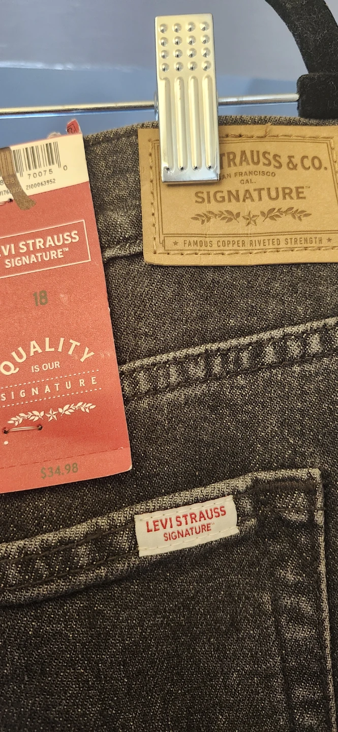 Levi Strauss Signature Maxi Skirt - Size 18 - Black Denim - photo 3