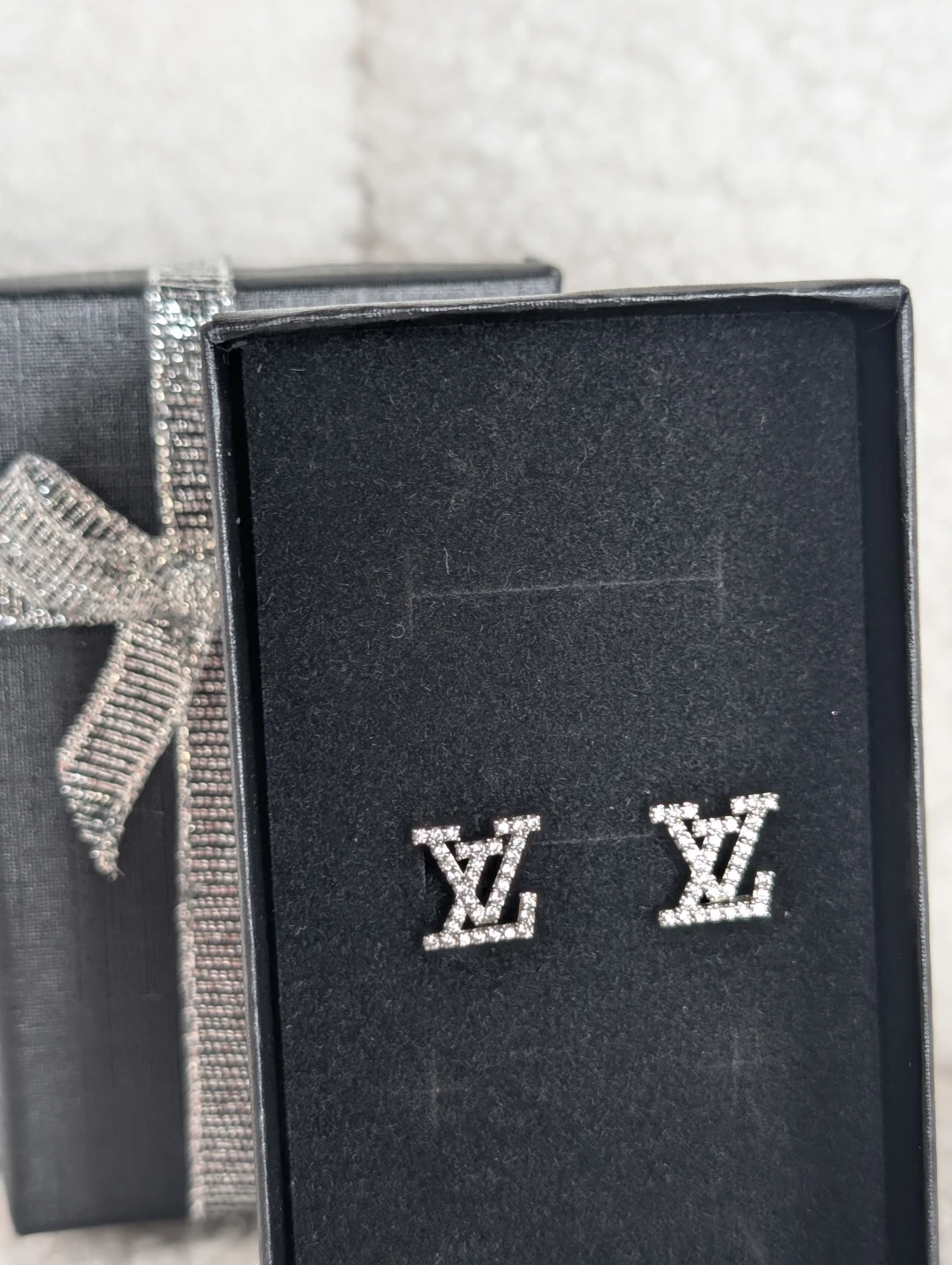 Louis Vuitton Style Stud Earrings with Rhinestones - photo 3