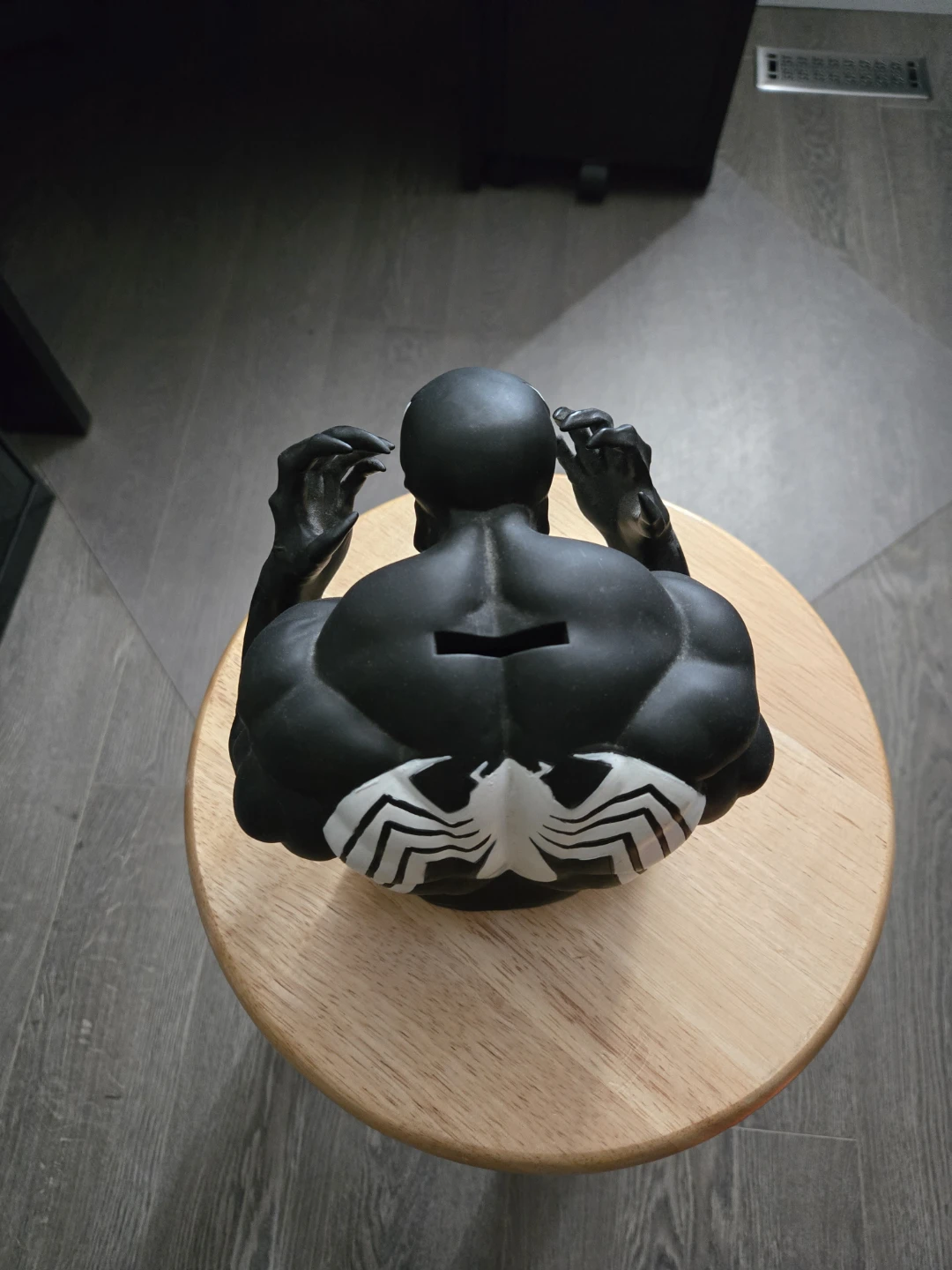 Venom Bust Coin Bank - photo 2