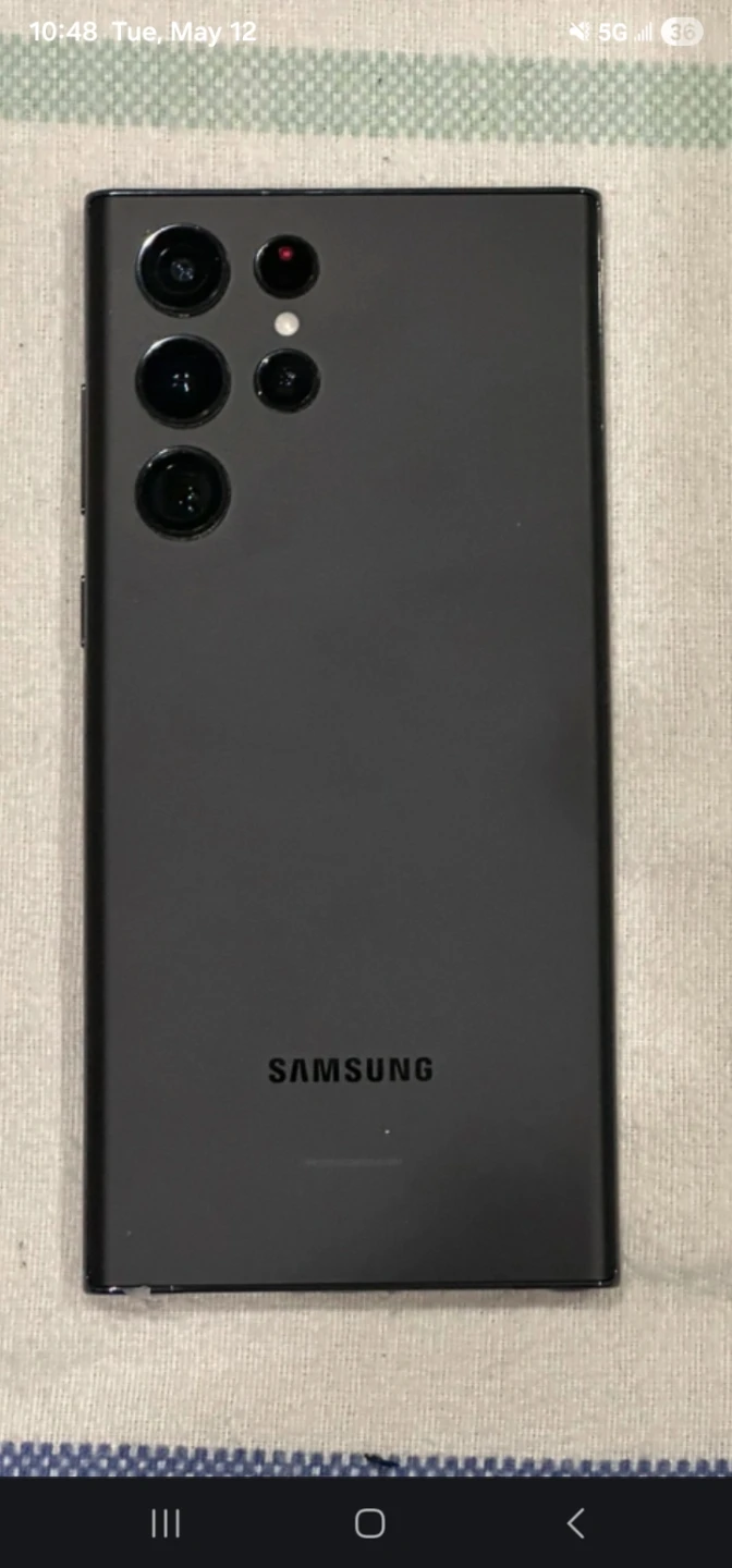 Samsung S22 Ultra 128 gb - Mint Condition