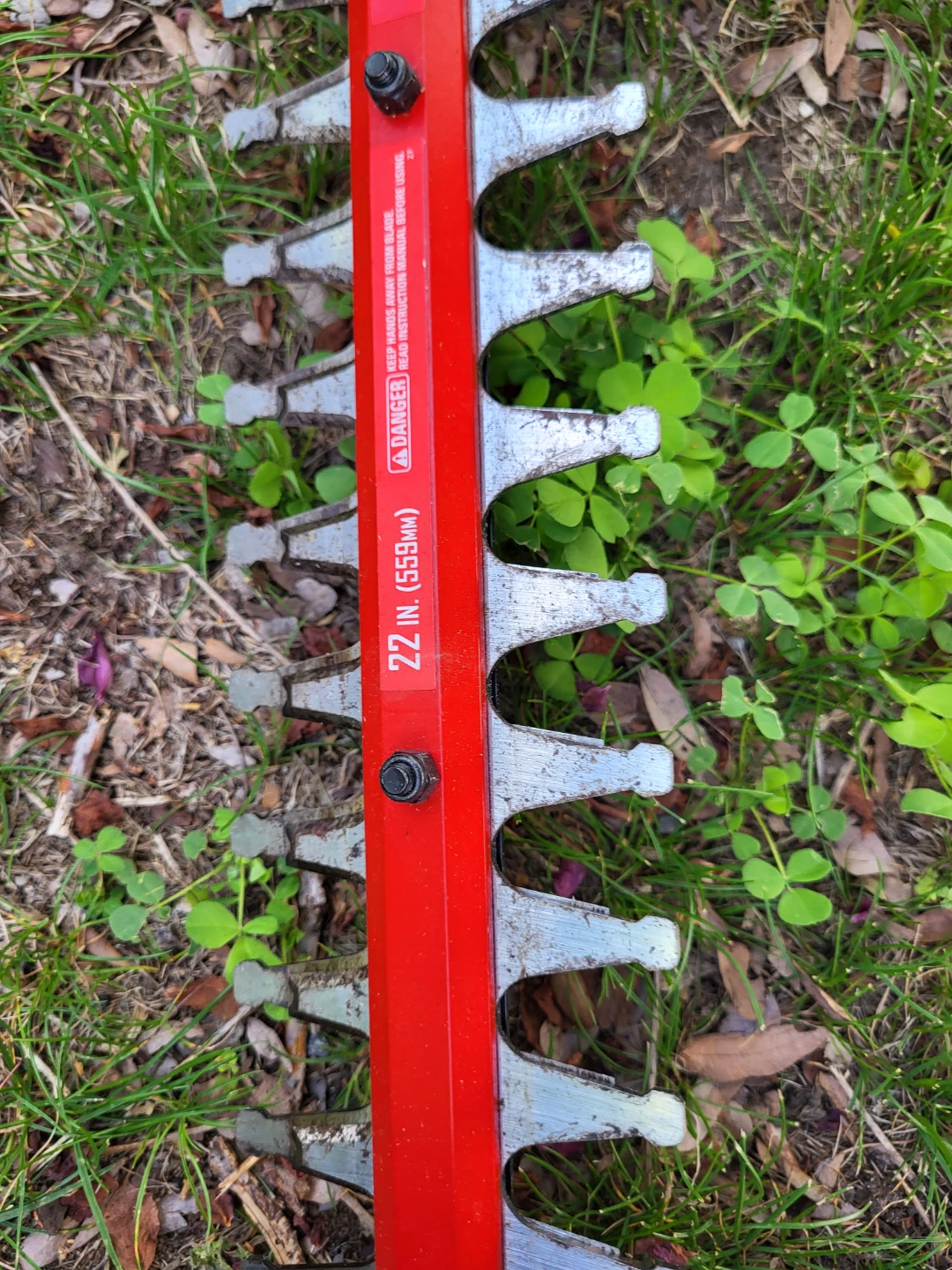 Craftsman V20 Cordless Hedge & String Trimmer Tools - photo 4