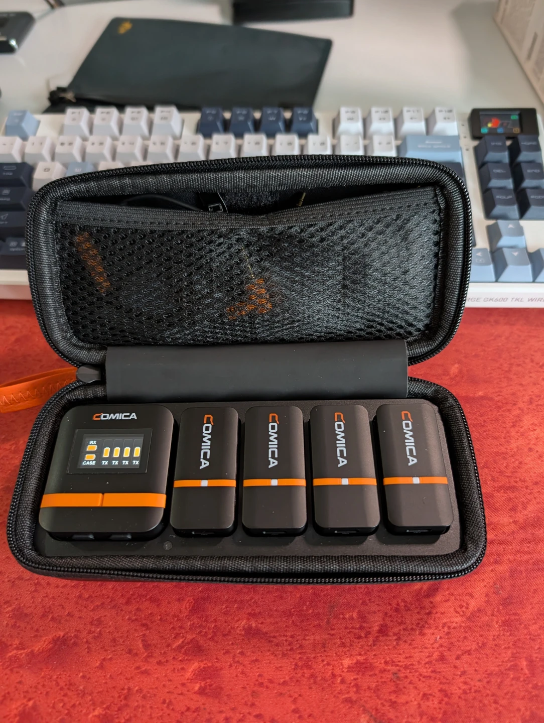 Comica Vimo Q 4-Channel Mini Wireless Microphone System