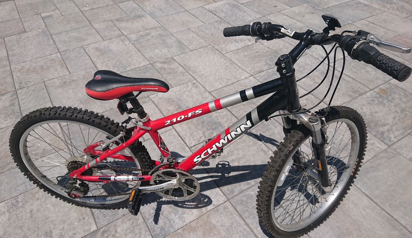 Schwinn 210-FS Mountain Bike Like New - for Teenagers - photo 2