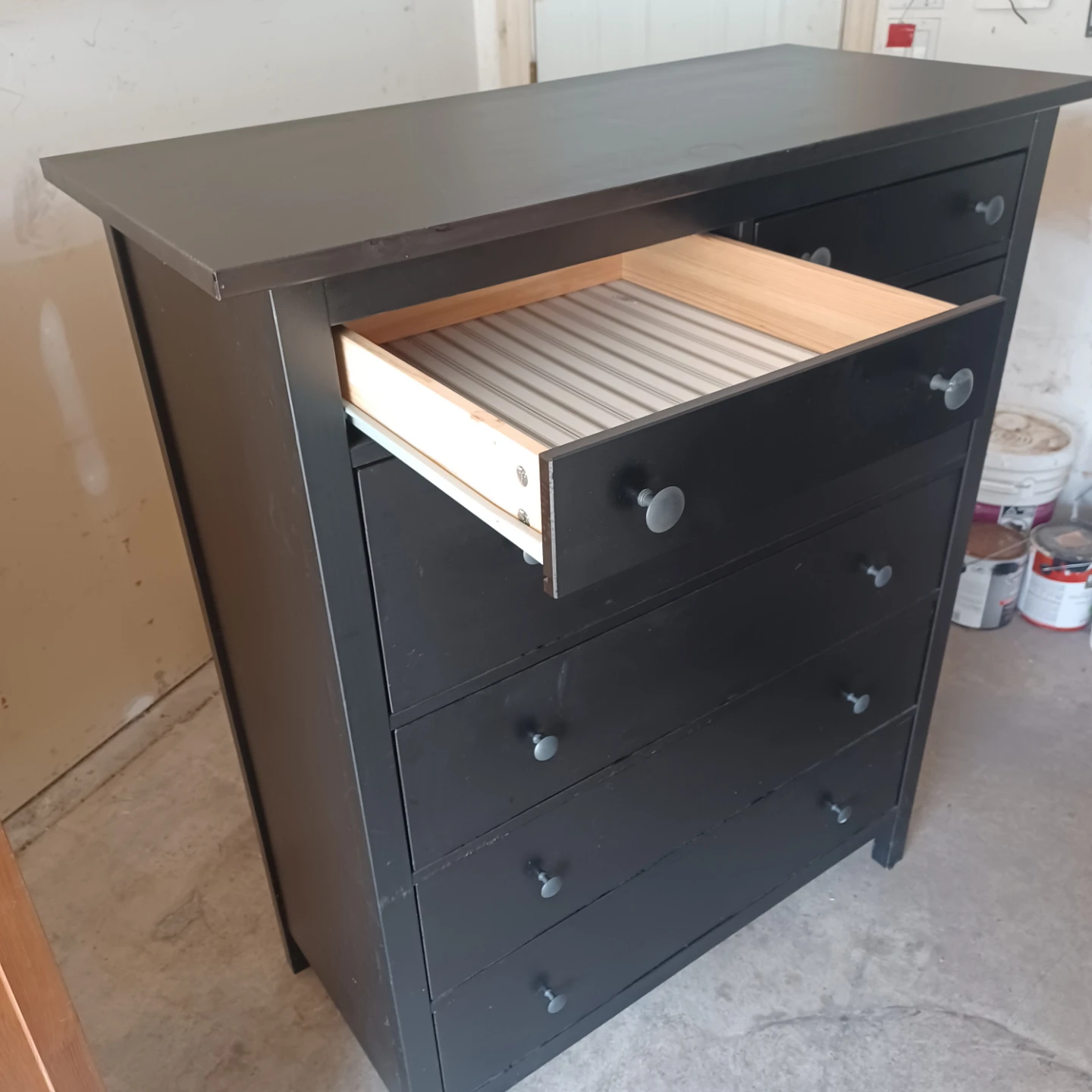 Hemnes Ikea dresser, delivery available - photo 3