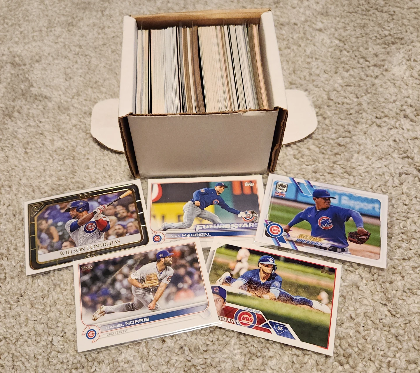 Chicago Cubs, 100 Baseball Cards Team lot - photo 3