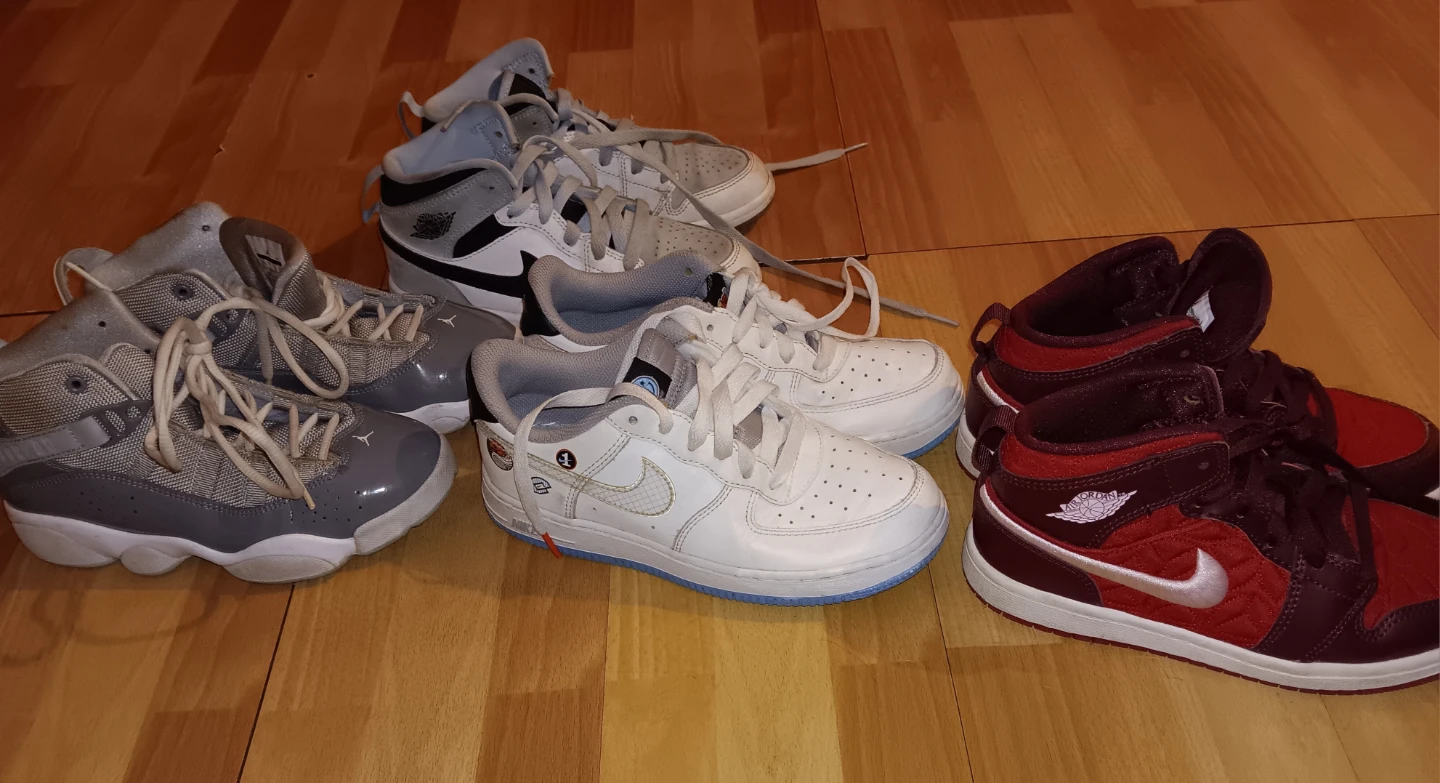 Kids Nike & Jordan sneakers - photo 3