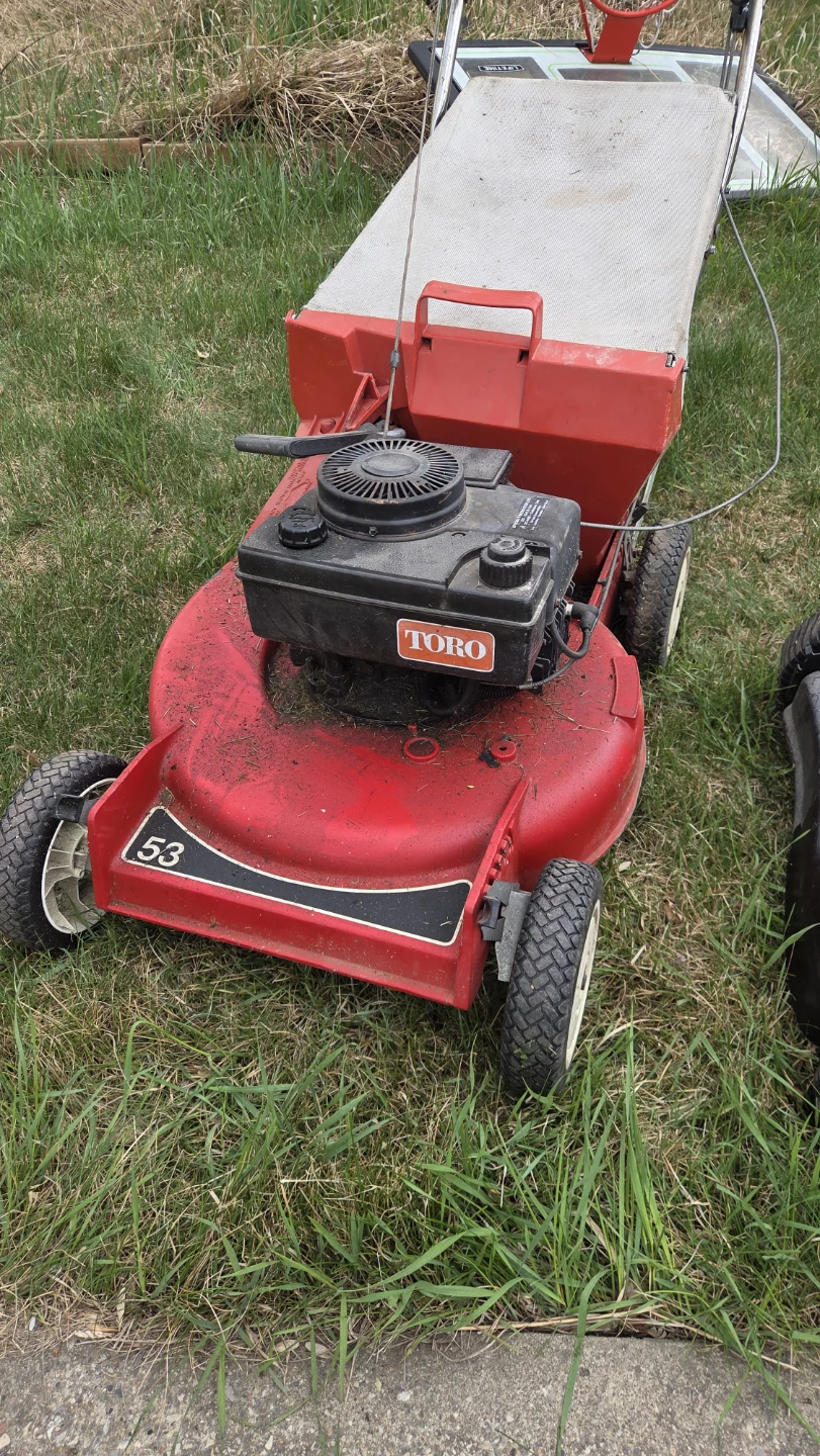 Toro and Troy-Bilt Push Mowers - photo 3
