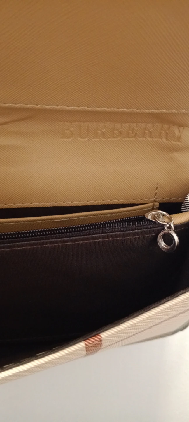Burberry Clutch Bag - photo 4