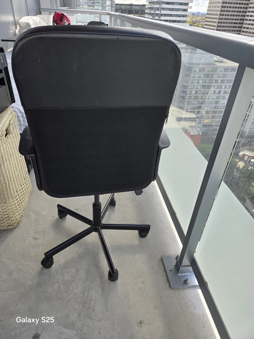 Black Office Chair