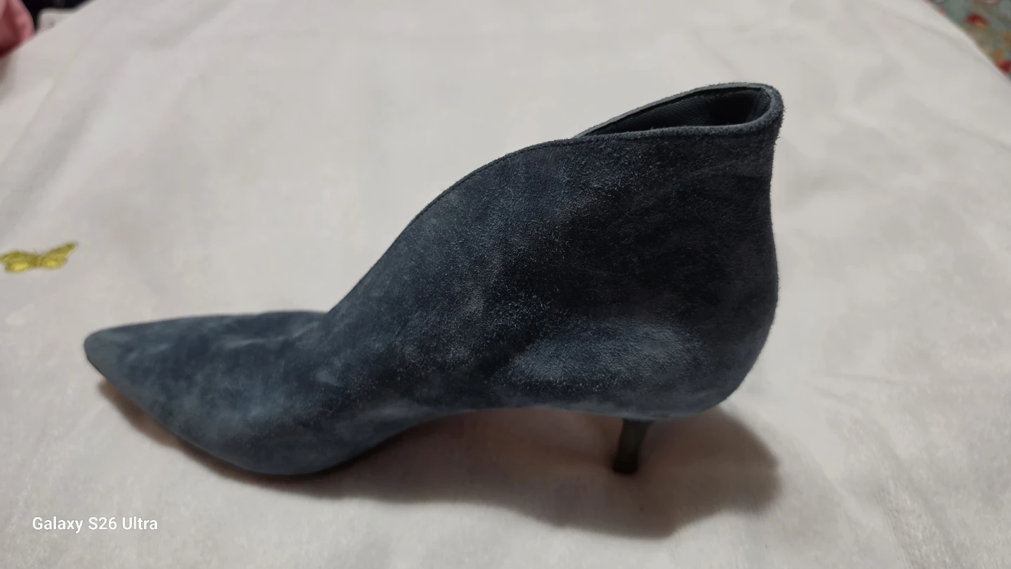 Gianvito Rossi Teal Suede Ankle Boots - photo 2