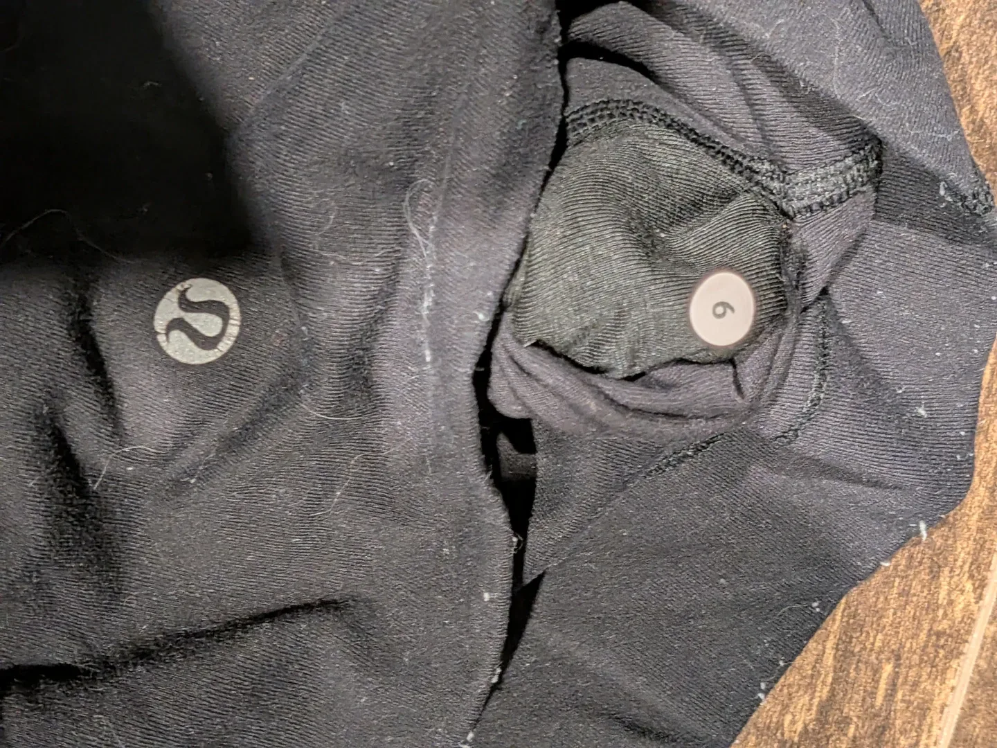 Lululemon Black Align Crop Leggings Size 6 - photo 3