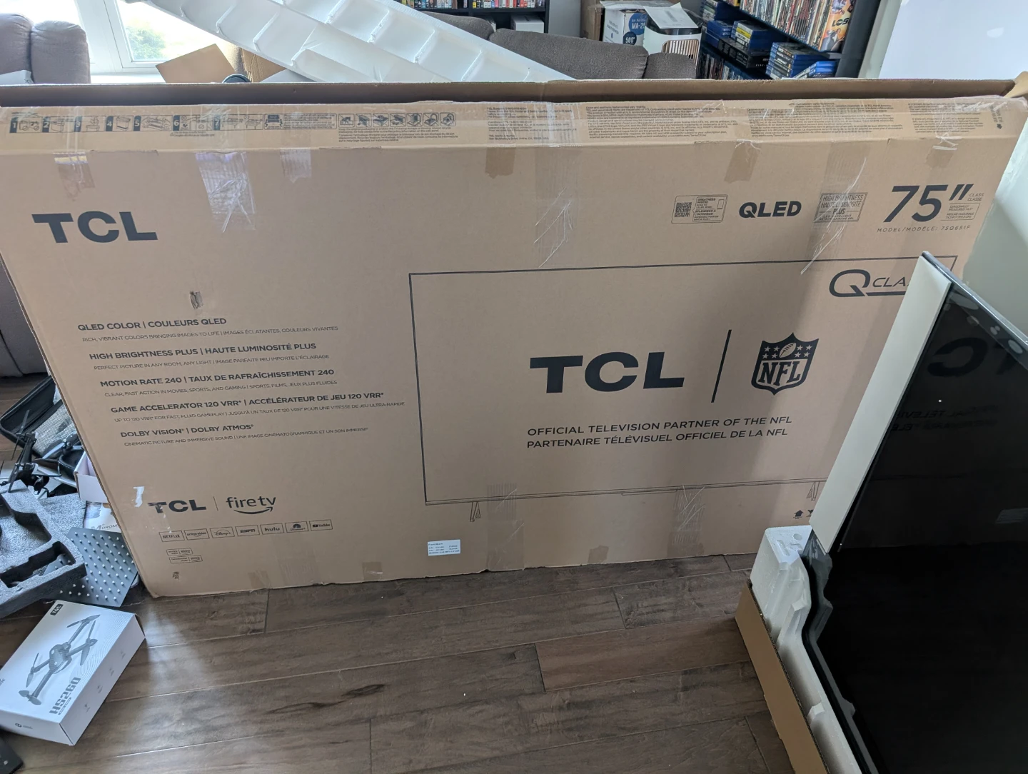 Brand New TCL 75” Inch 4K QLED Smart TV For Sale - photo 5