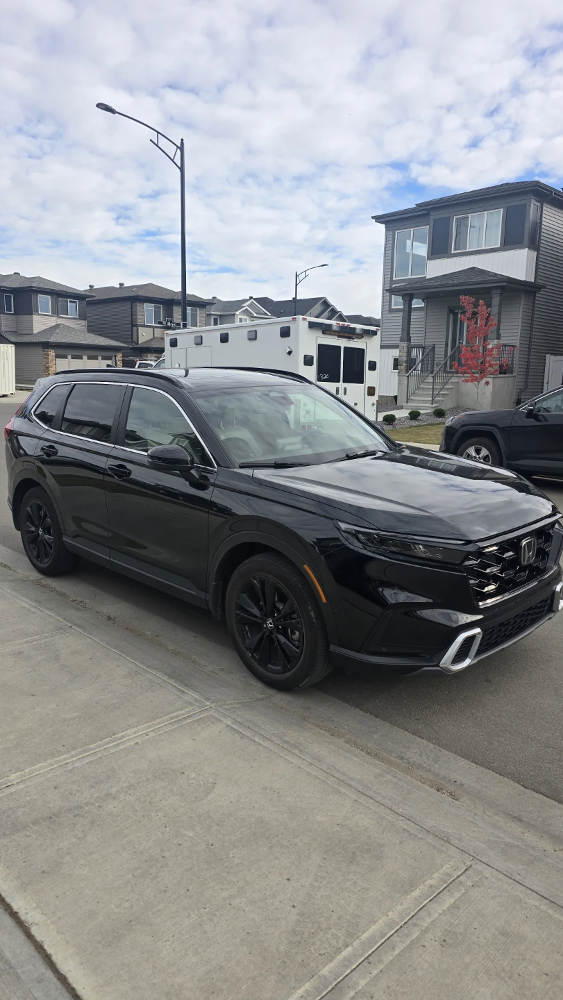 Black Honda CR-V SUV