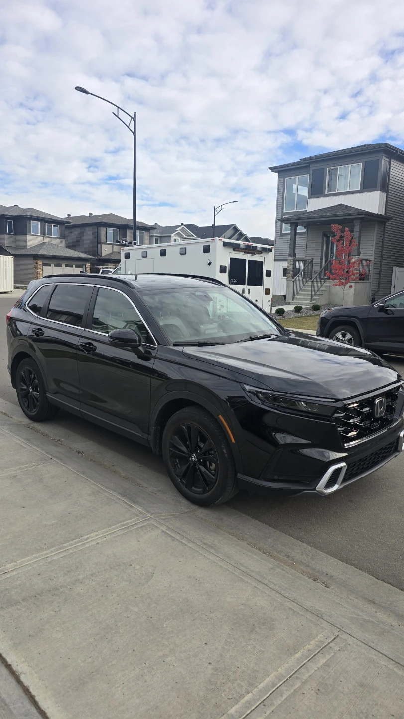 Black Honda CR-V SUV - photo 3
