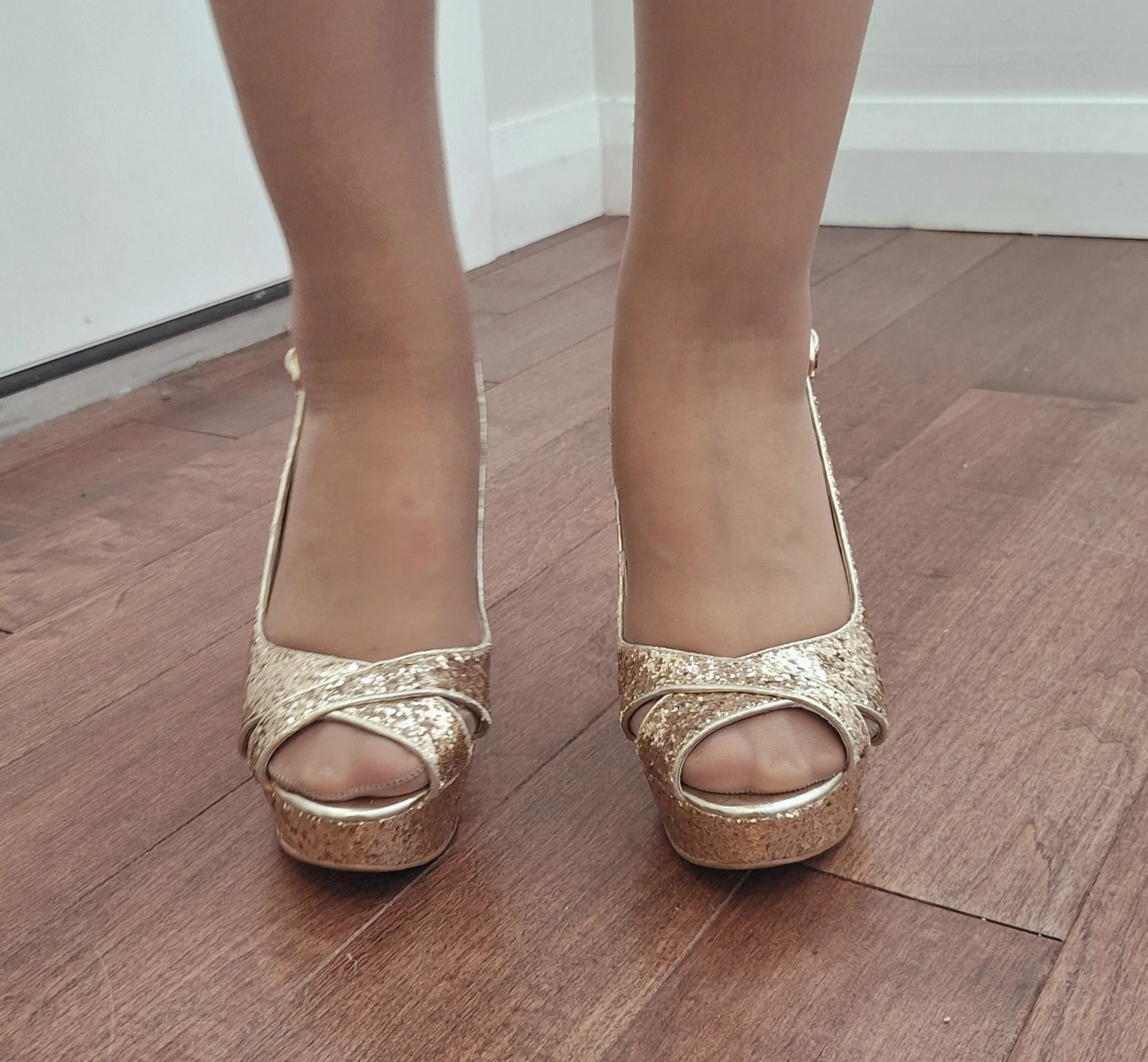 Nine West Gold Glitter Platform Heels - Size 6.5 - photo 5