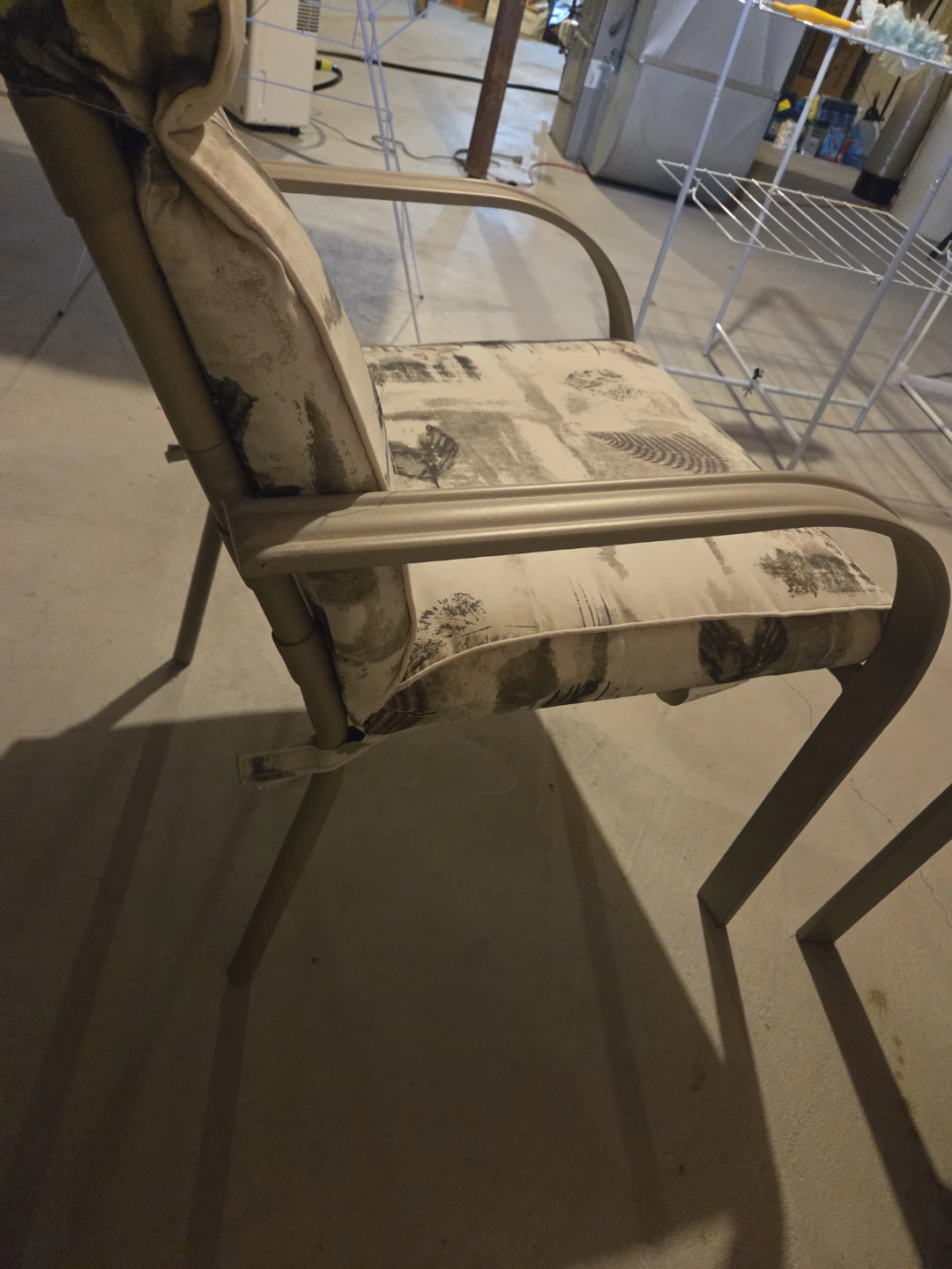 Patio Chairs with Botanical Print Cushions Set of 4 - photo 3