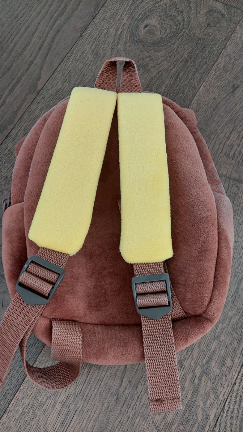 Kids Giraffe Plush Backpack - photo 2