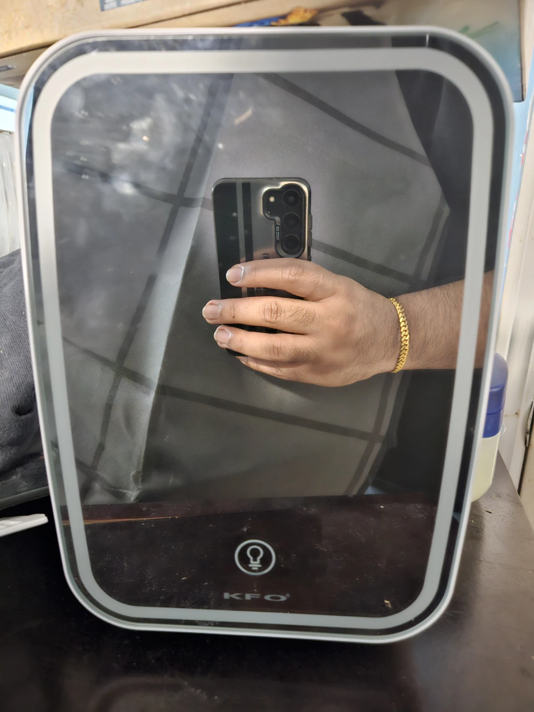 KFO Lighted Vanity Mirror fridge