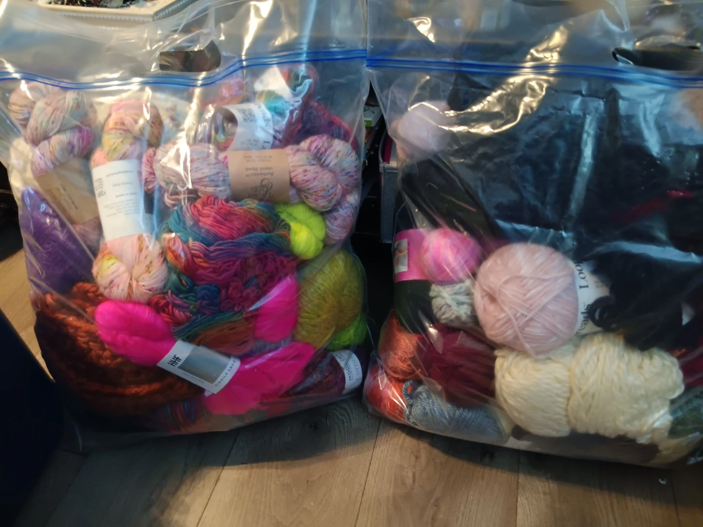 Assorted Yarn Skeins Bundle - photo 2