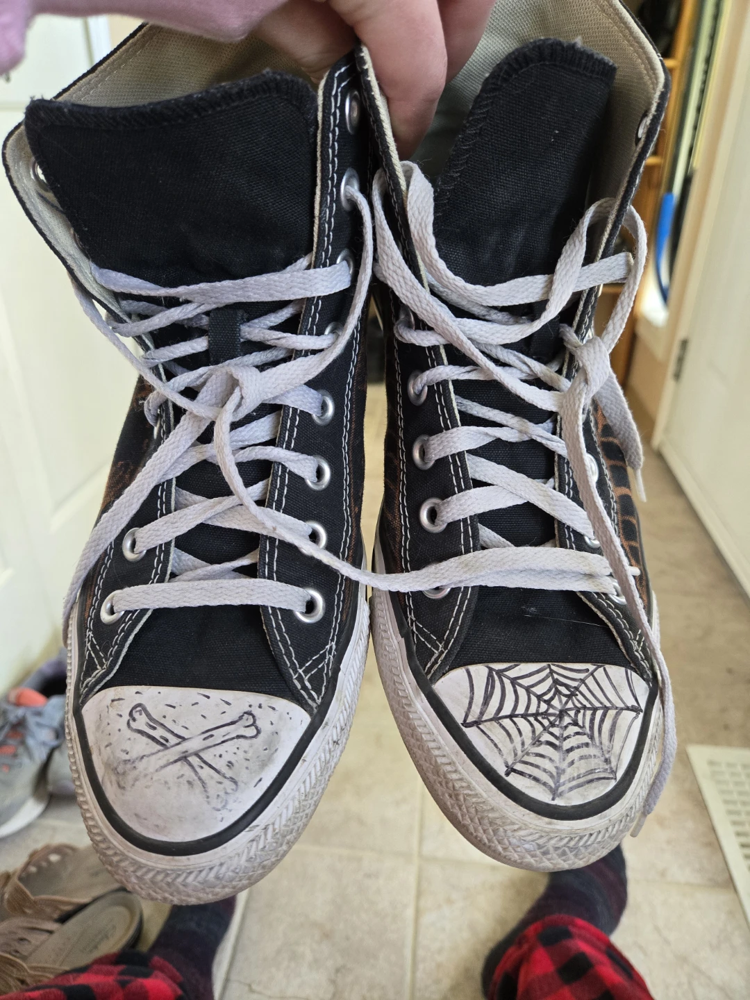 Customized (bleach painted) Converse - photo 2