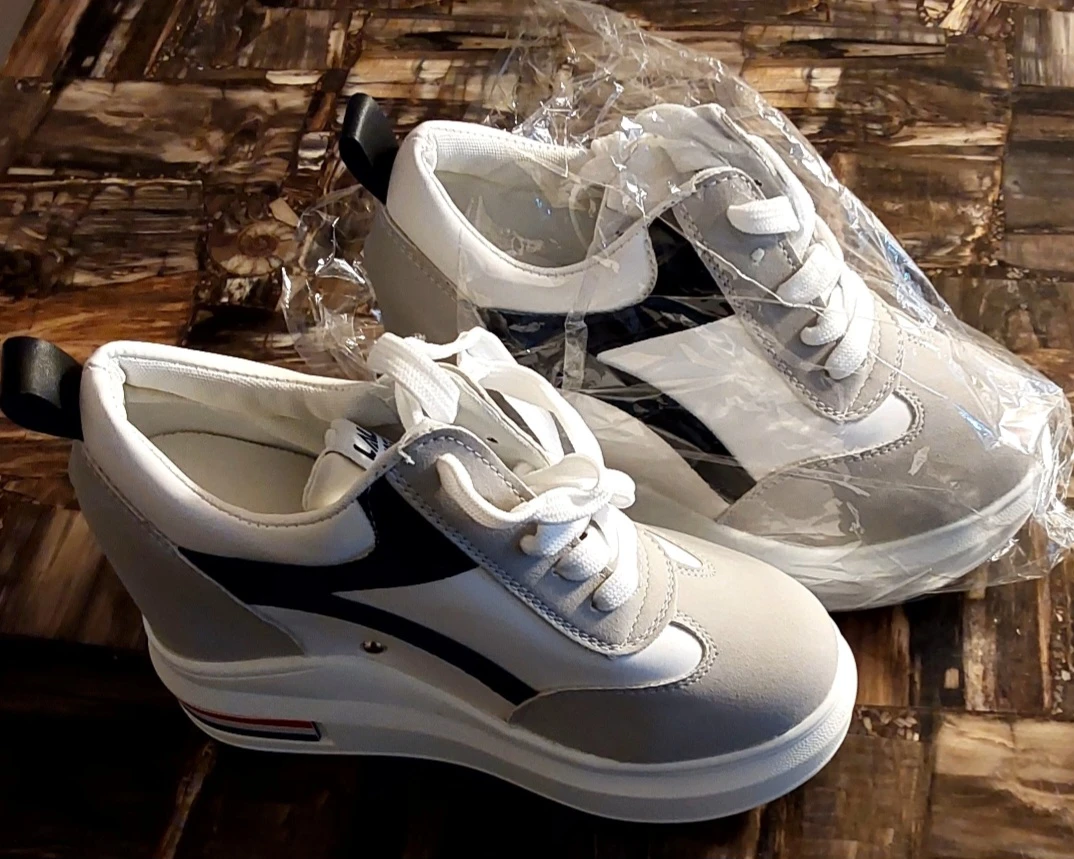 Women's Wedge Sneakers