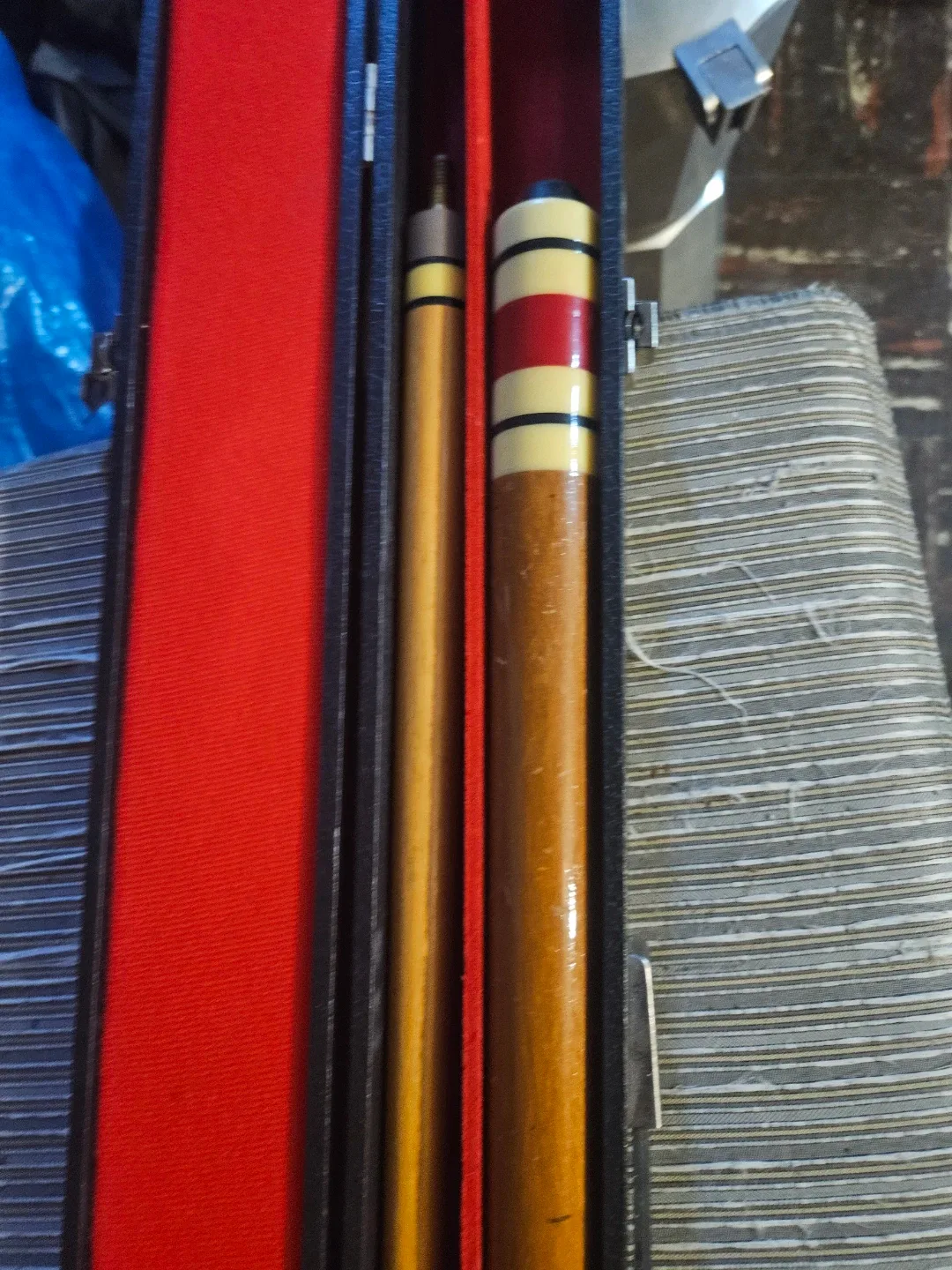 Billiard Pool Cues with Case - photo 3