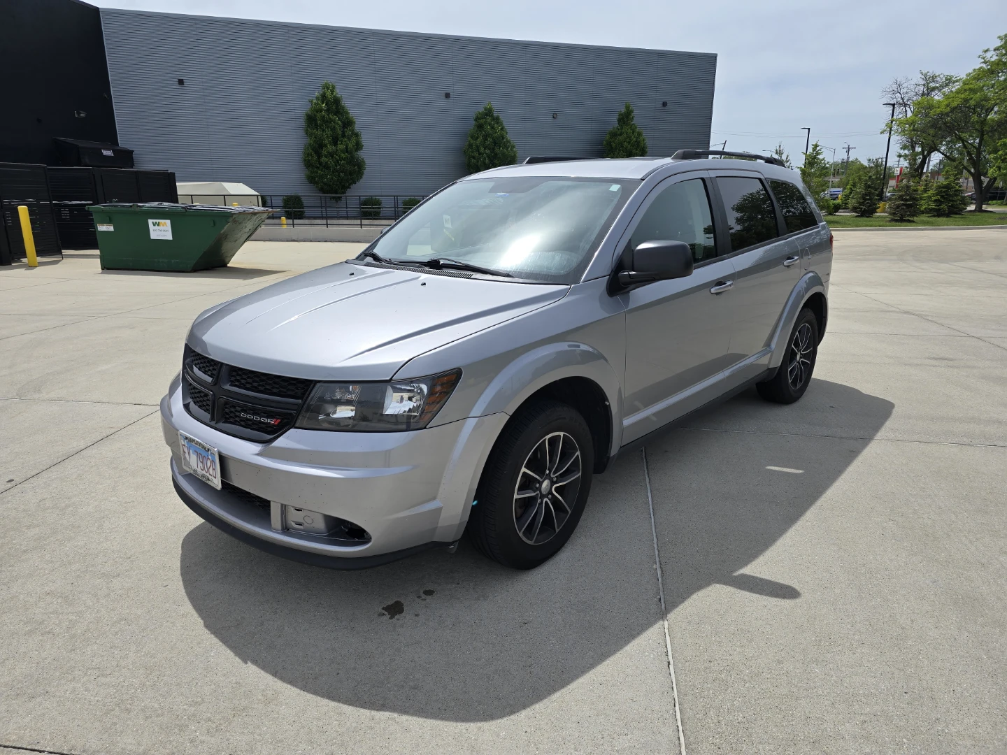 2017 Silver Dodge Journey SUV