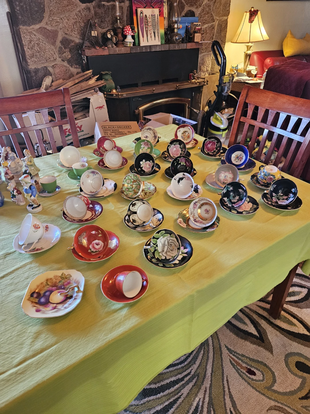 Occupied japan cups and saucers  and other artifacts - photo 3