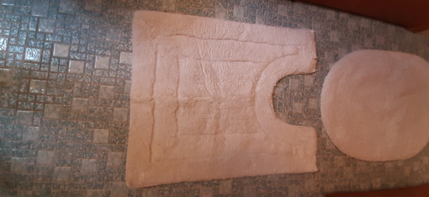 White Bathroom rug set. - photo 2