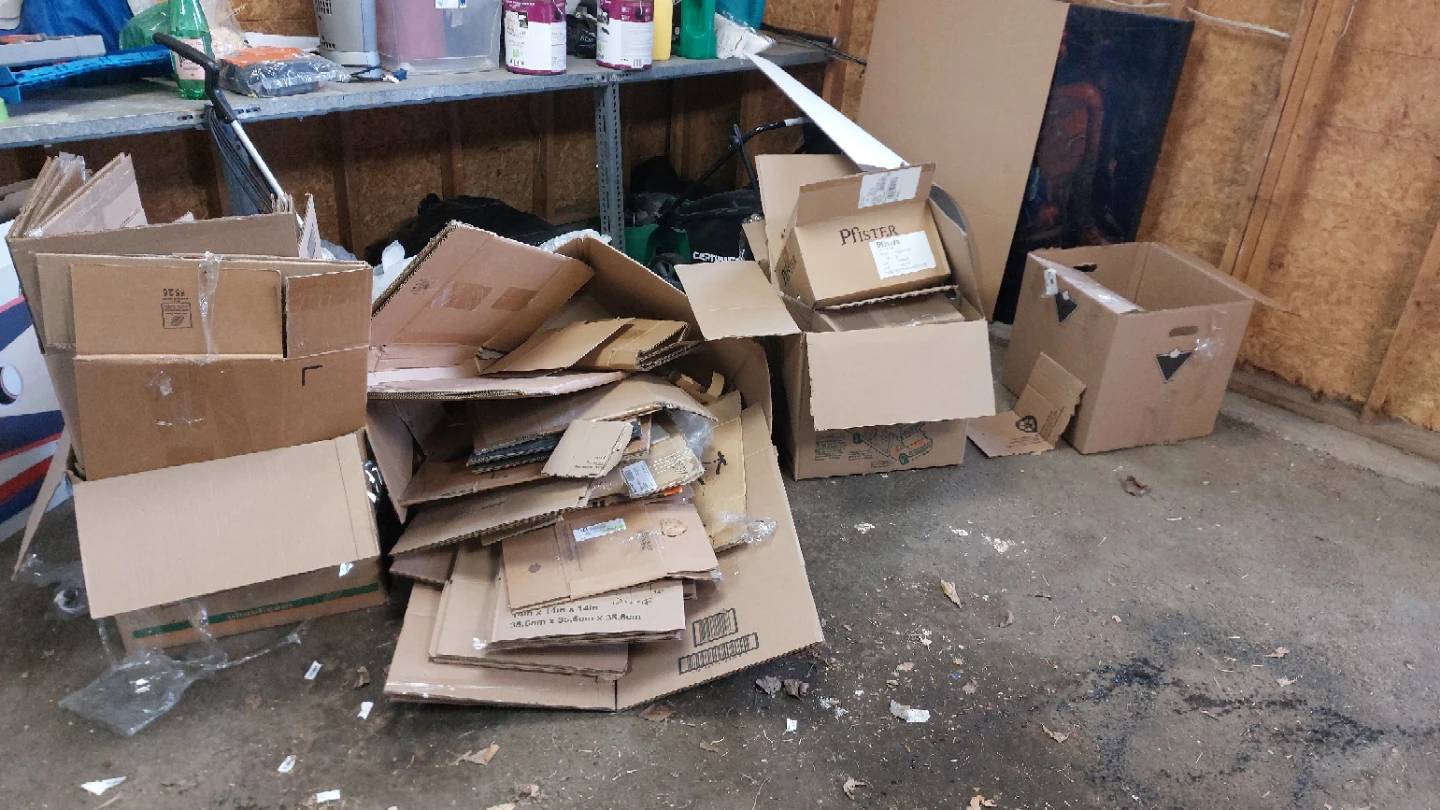Free moving boxes