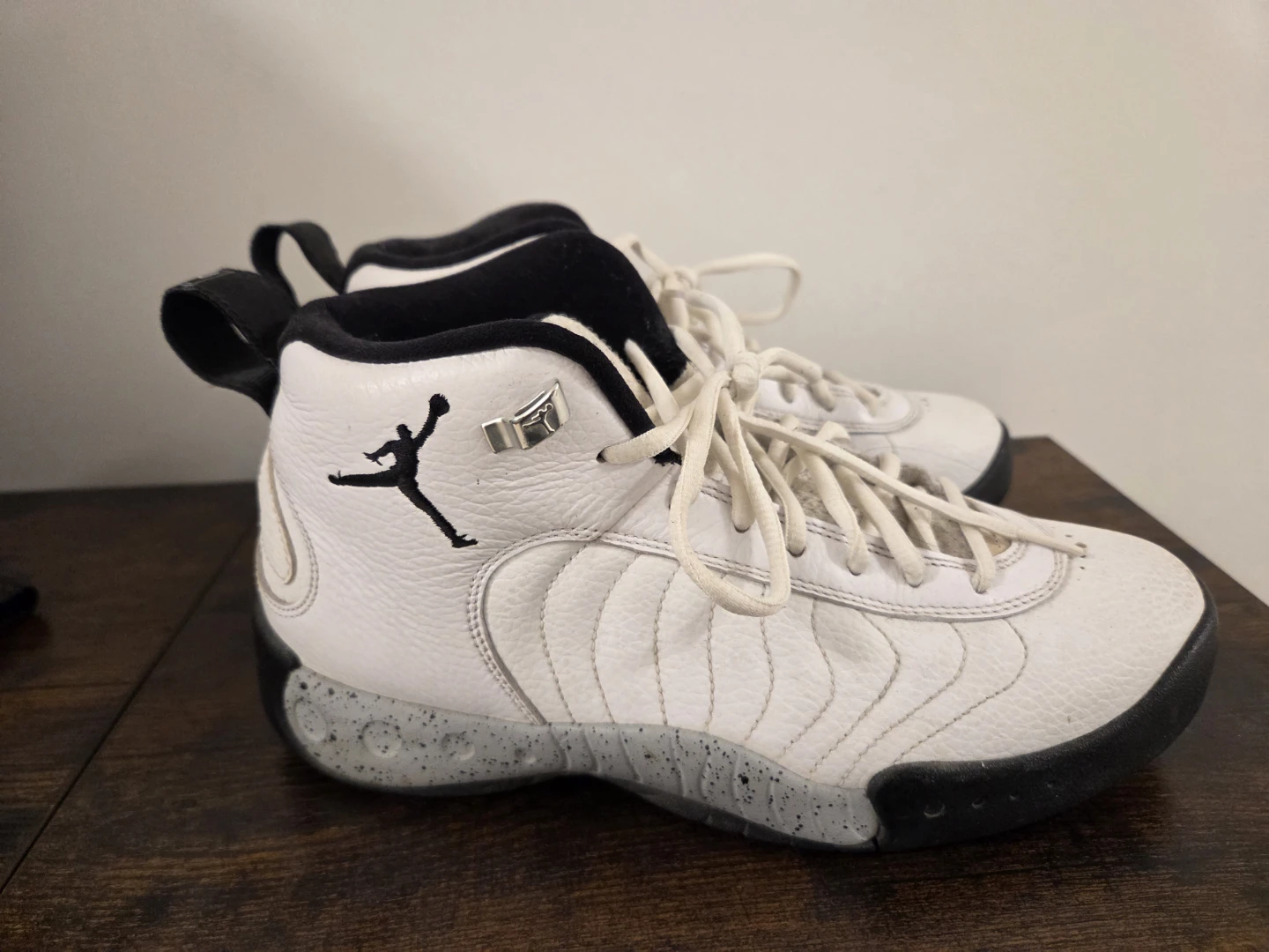 Nike Air Jordan "Jumpman" Sneakers