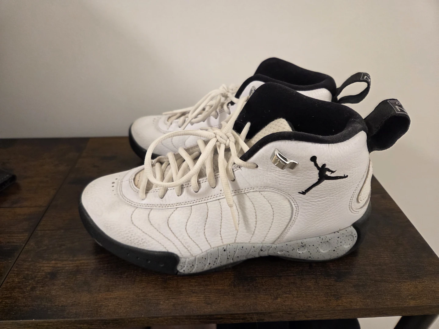 Nike Air Jordan "Jumpman" Sneakers - photo 3